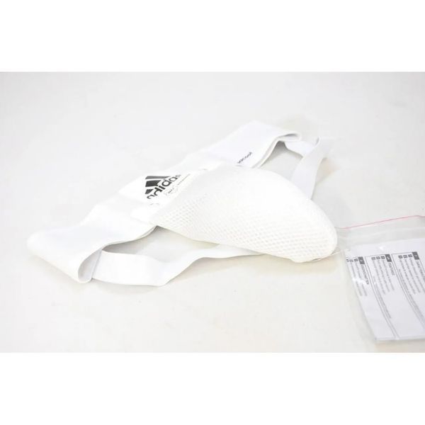 Захист паху Adidas для карате з ліцензією WKF Approved